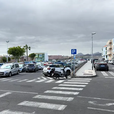 De Lujo En Abrigos Apartman *